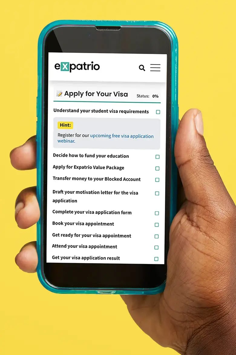 study-checklist-teaser-medium-hand