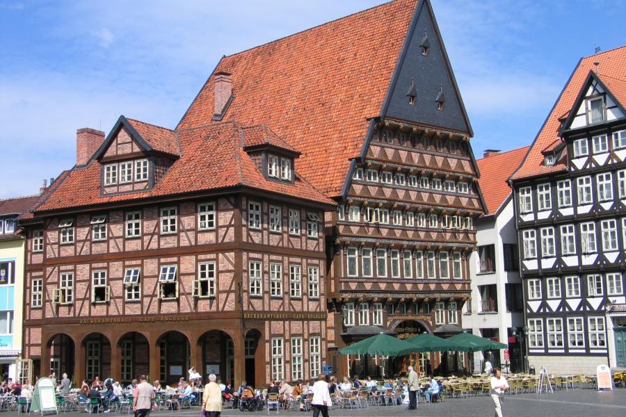 Marktplatz mit Fachwerkhäusern in Hildesheim